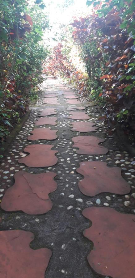 Strawberry Country Villa Mahābaleshwar Buitenkant foto