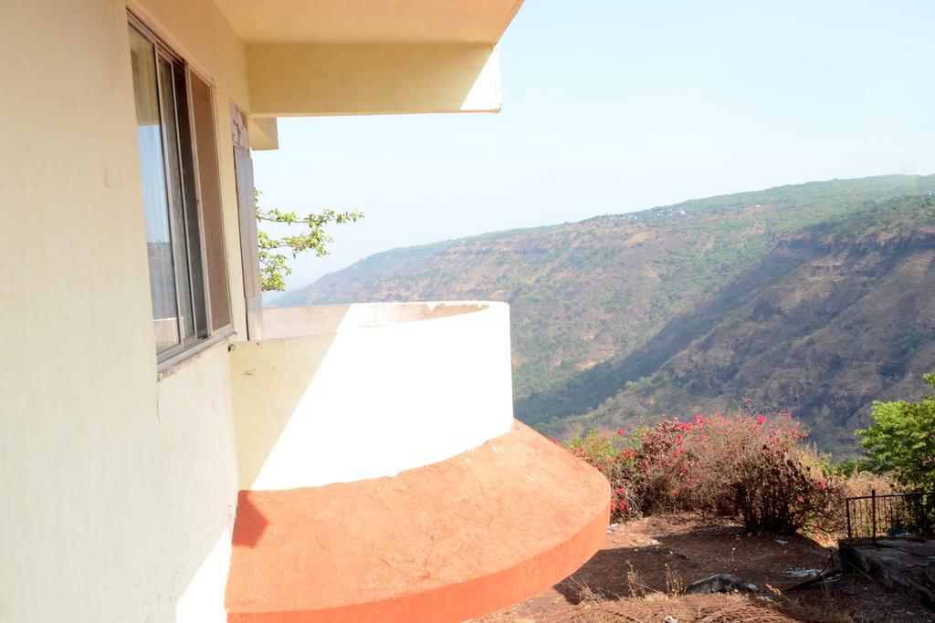 Strawberry Country Villa Mahābaleshwar Buitenkant foto